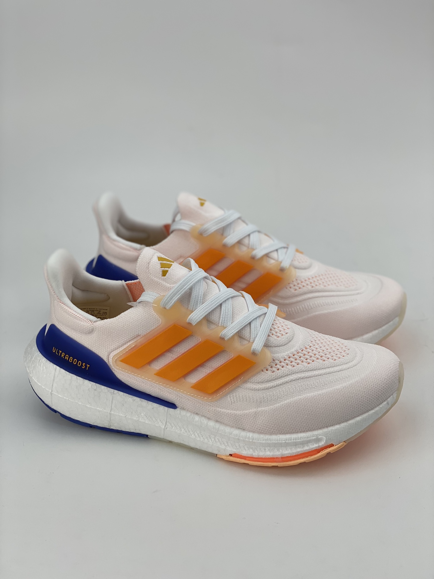 Adidas ULTRA BOOST 23 HQ6352