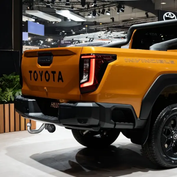 Фаркоп Toyota Hilux 9 з 2025 р. фірма Полігон Авто