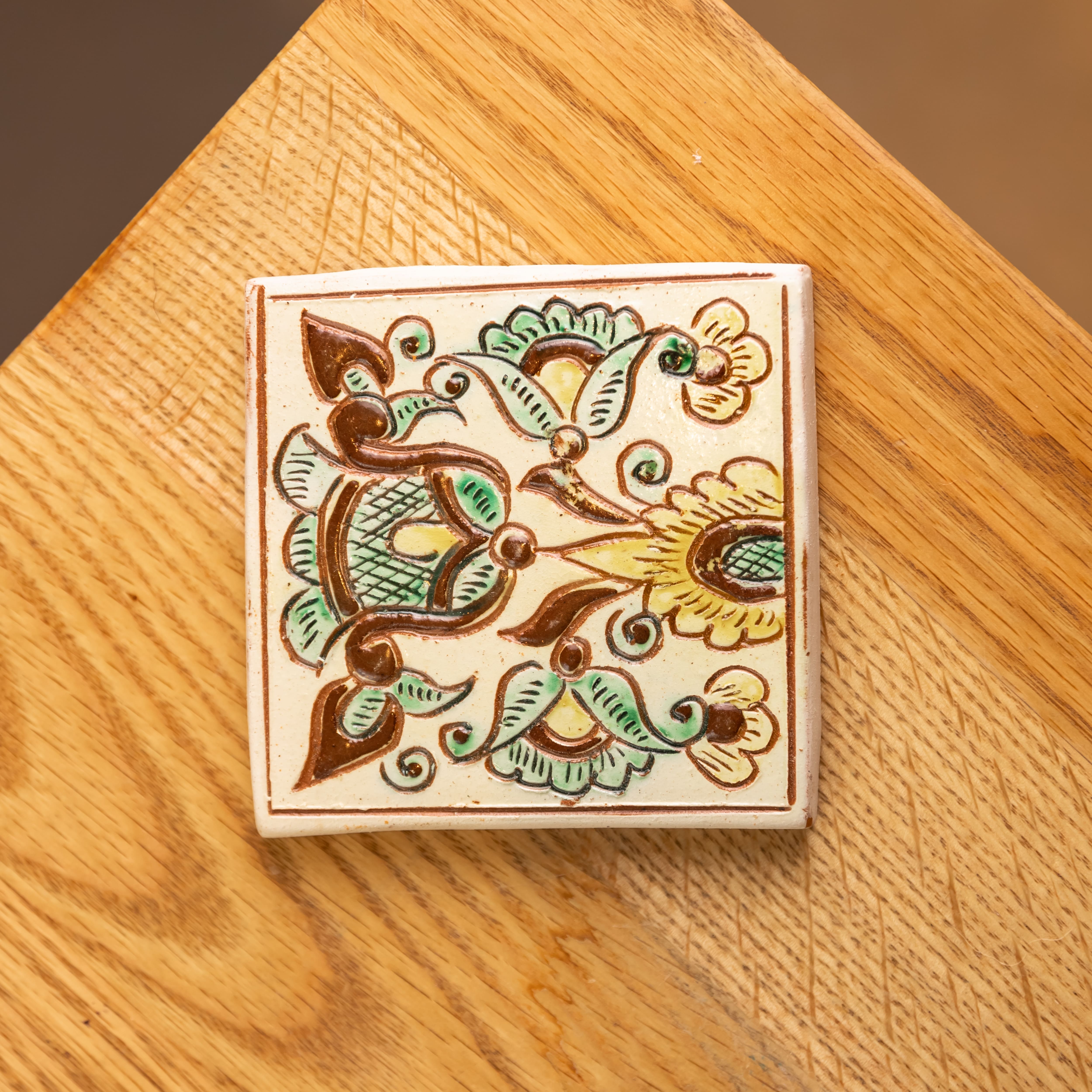 Керамічна плиточка "Тюльпан", 10*10 см