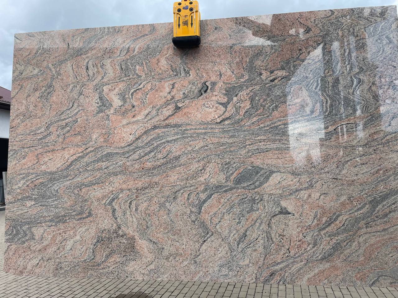 Граніт Juparana India