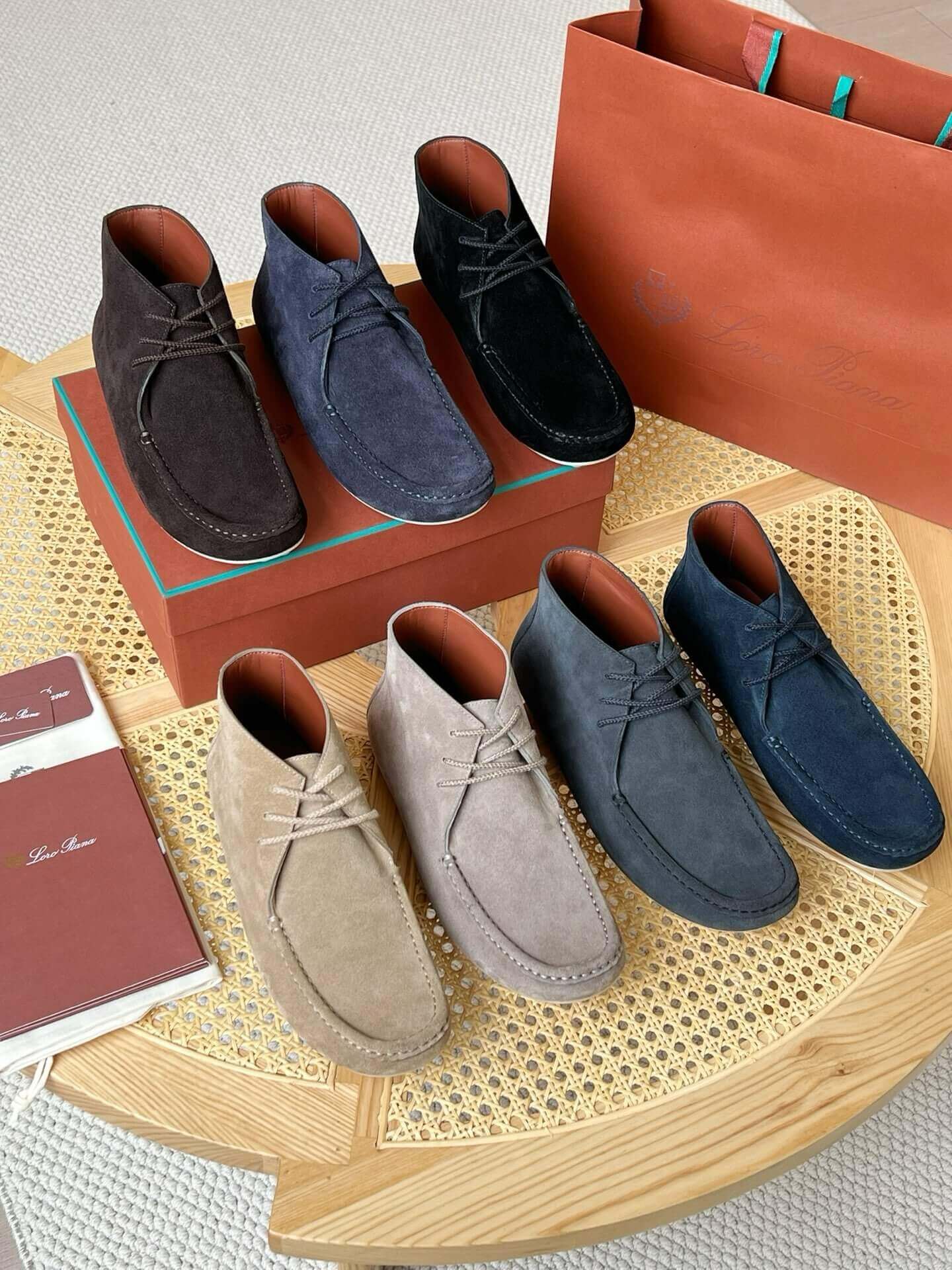 Loro Piana лофери