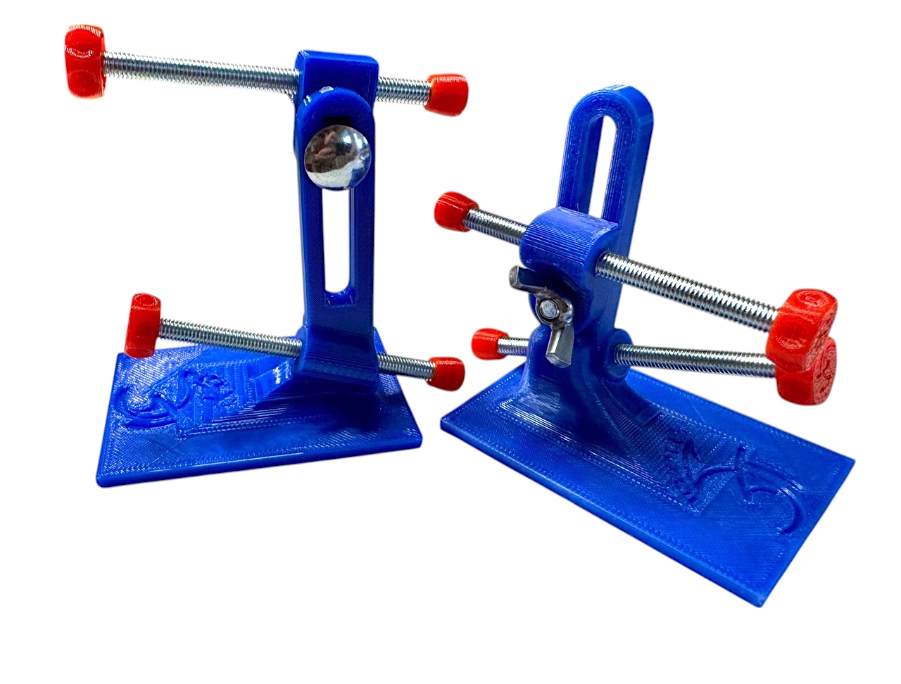 Універсальна опора для монтажу плінтусів