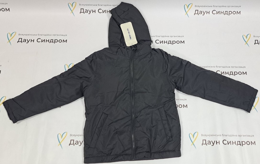 Куртка з капюшоном, Чорна
