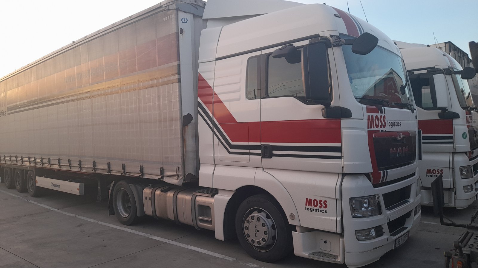 MAN TGX 18.440xKRONE SD MEGA 2013