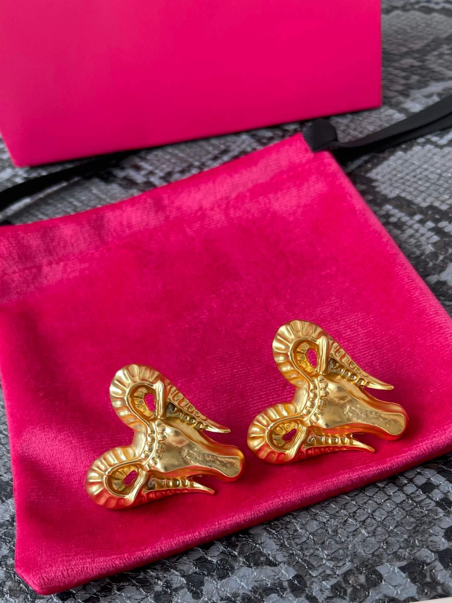 Schiaparelli сережки