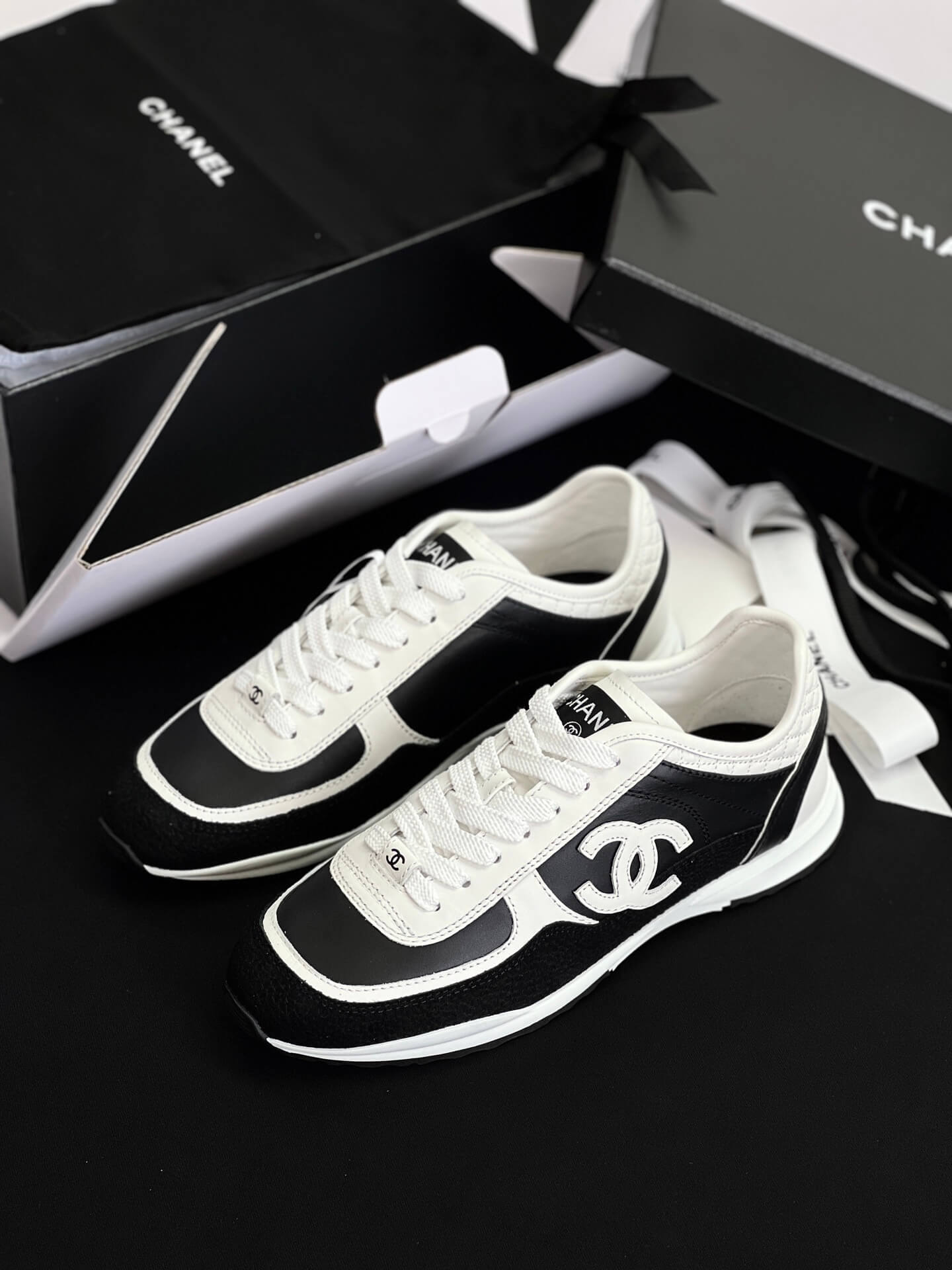 Chanel кросівки