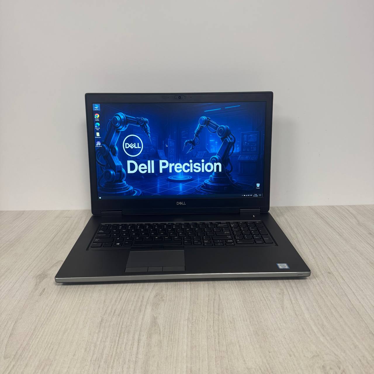 Dell Precision 7740 Intel UHD