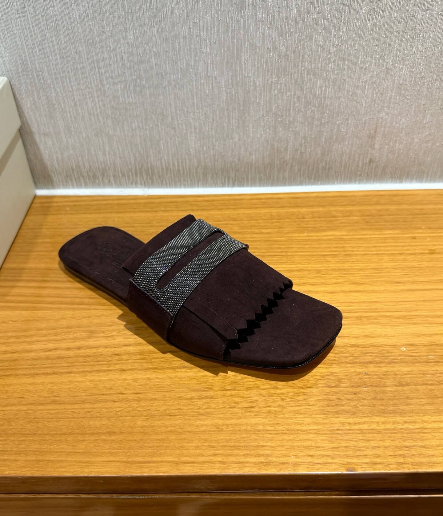 Brunello Cucinelli шльопанці