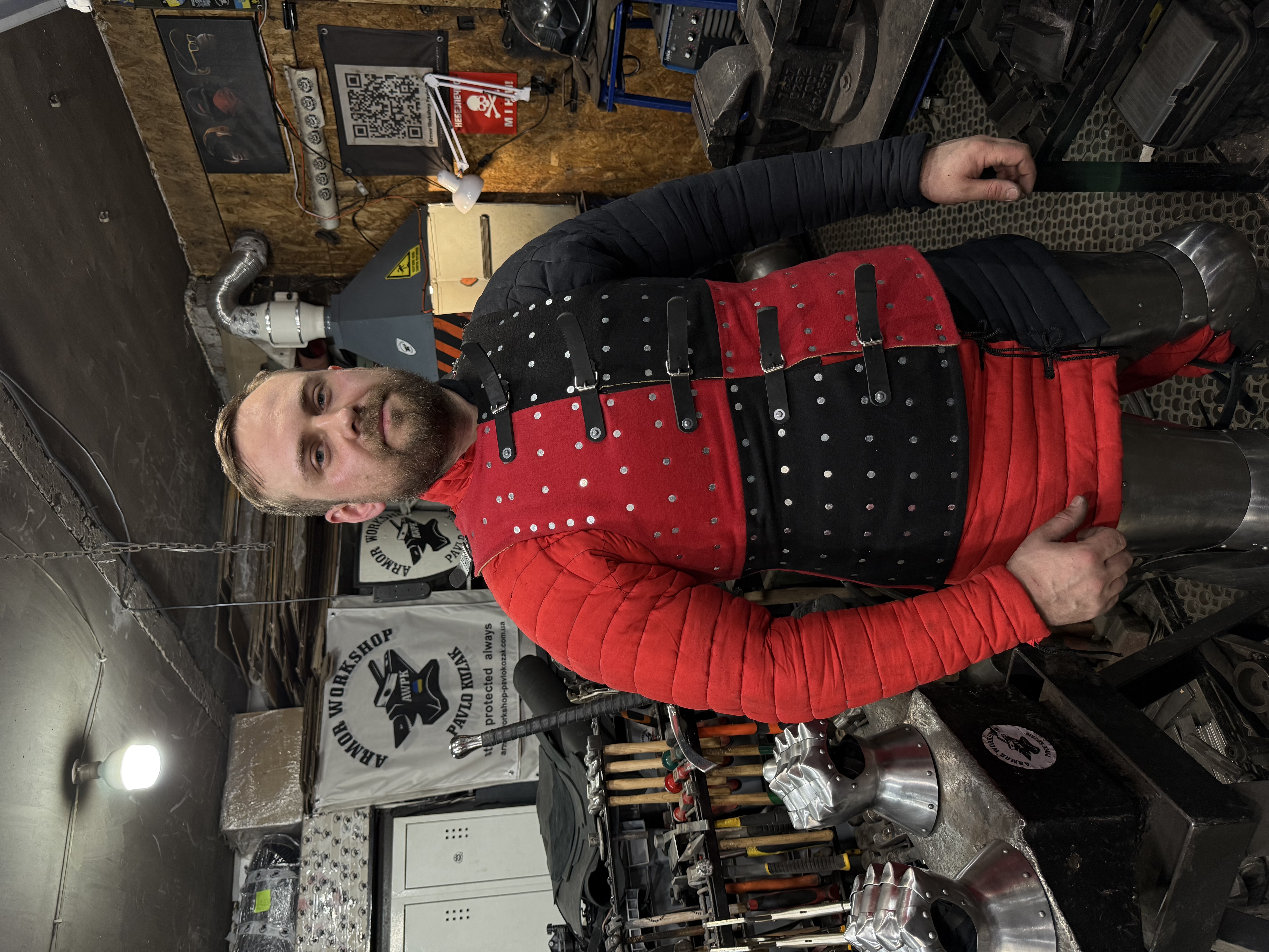 Brigantine red-black
