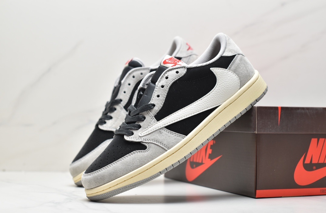 fragment design x Travis Scott x Nike Air Jordan 1 Low OG SP”BlackGreen Toe” DM7866-140