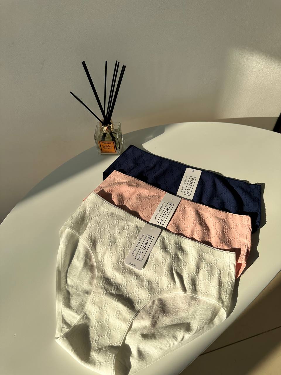 БЕЗШОВНІ СЛІПИ НА СЕРЕДНІЙ ПОСАДЦІ