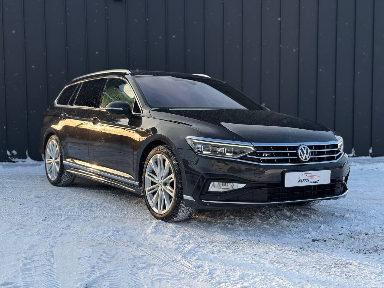 VW Passat R-line