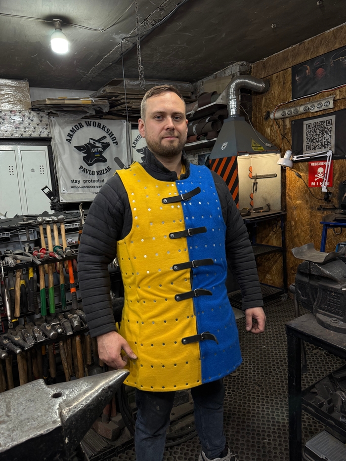 Titanium brigantine blue-yellow