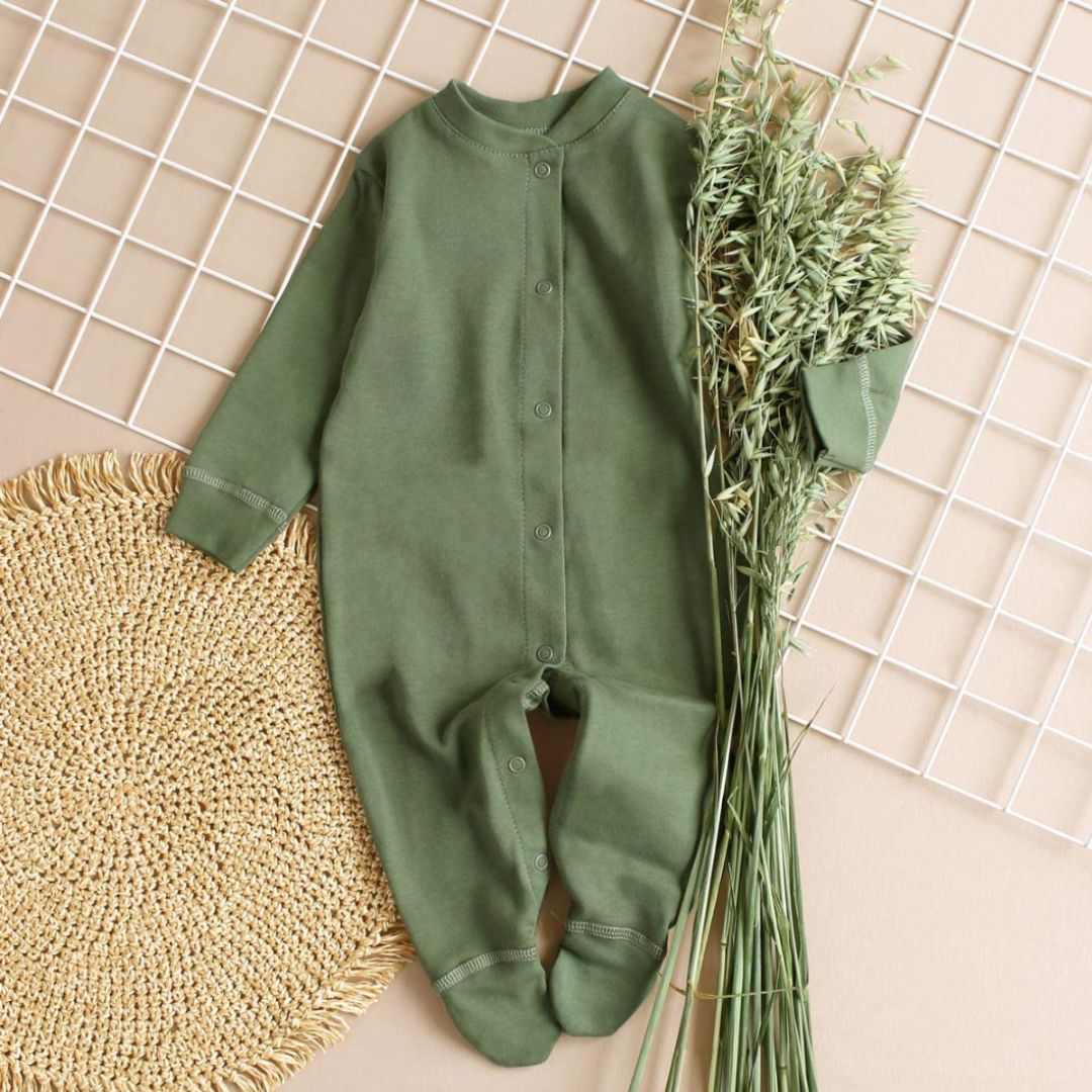 Однотонний чоловічок для малюка