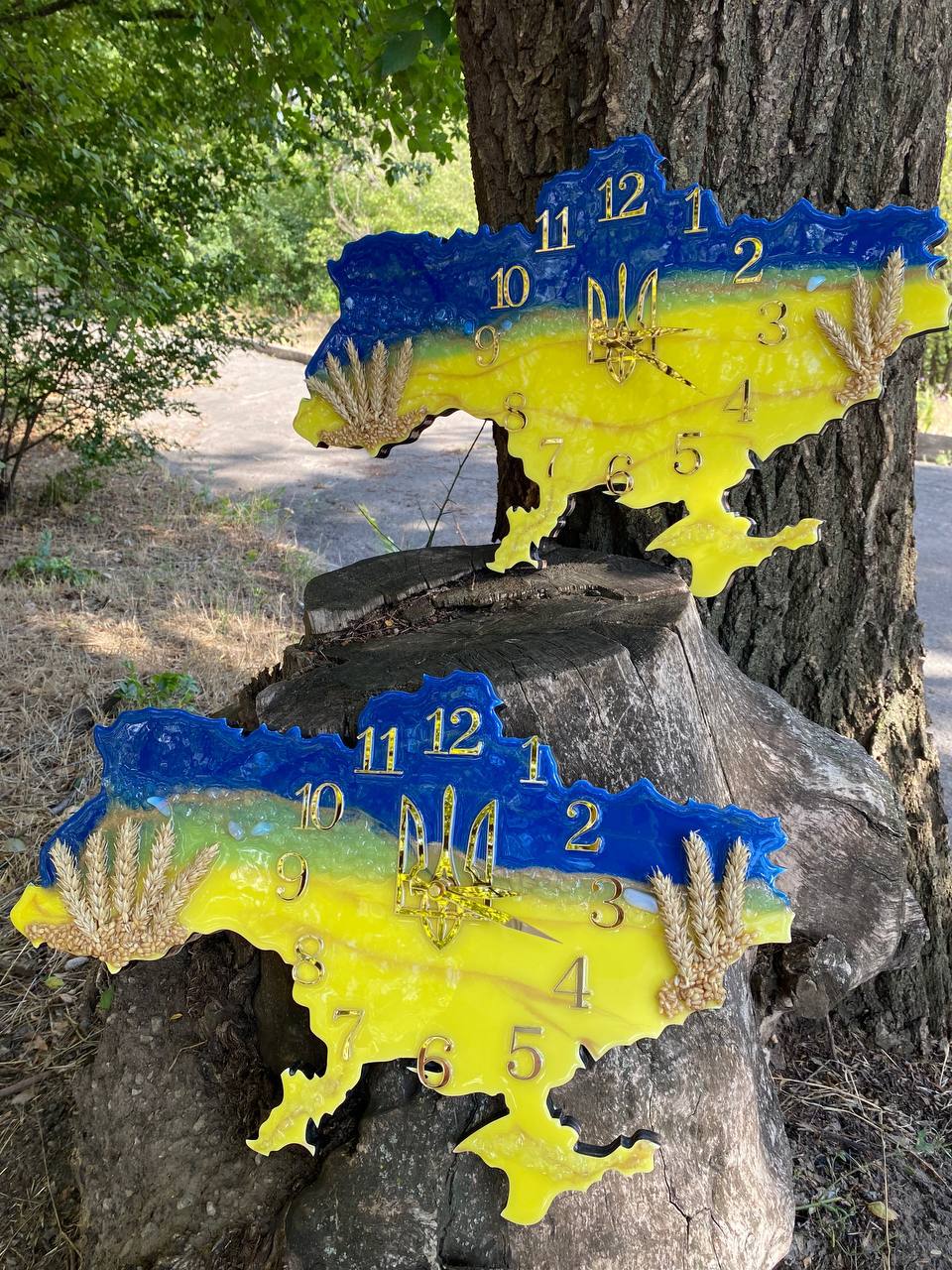 Годинник "Вільна та Незалежна" (40см *25см)
