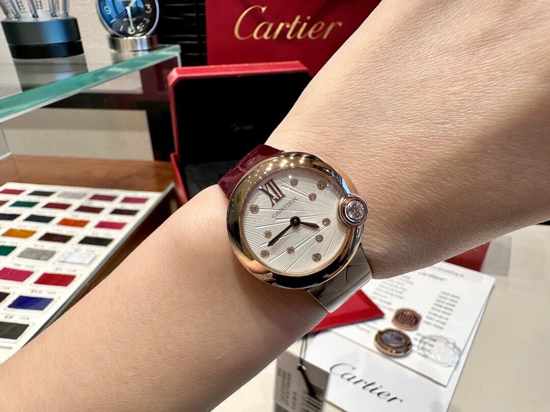 Cartier годинник