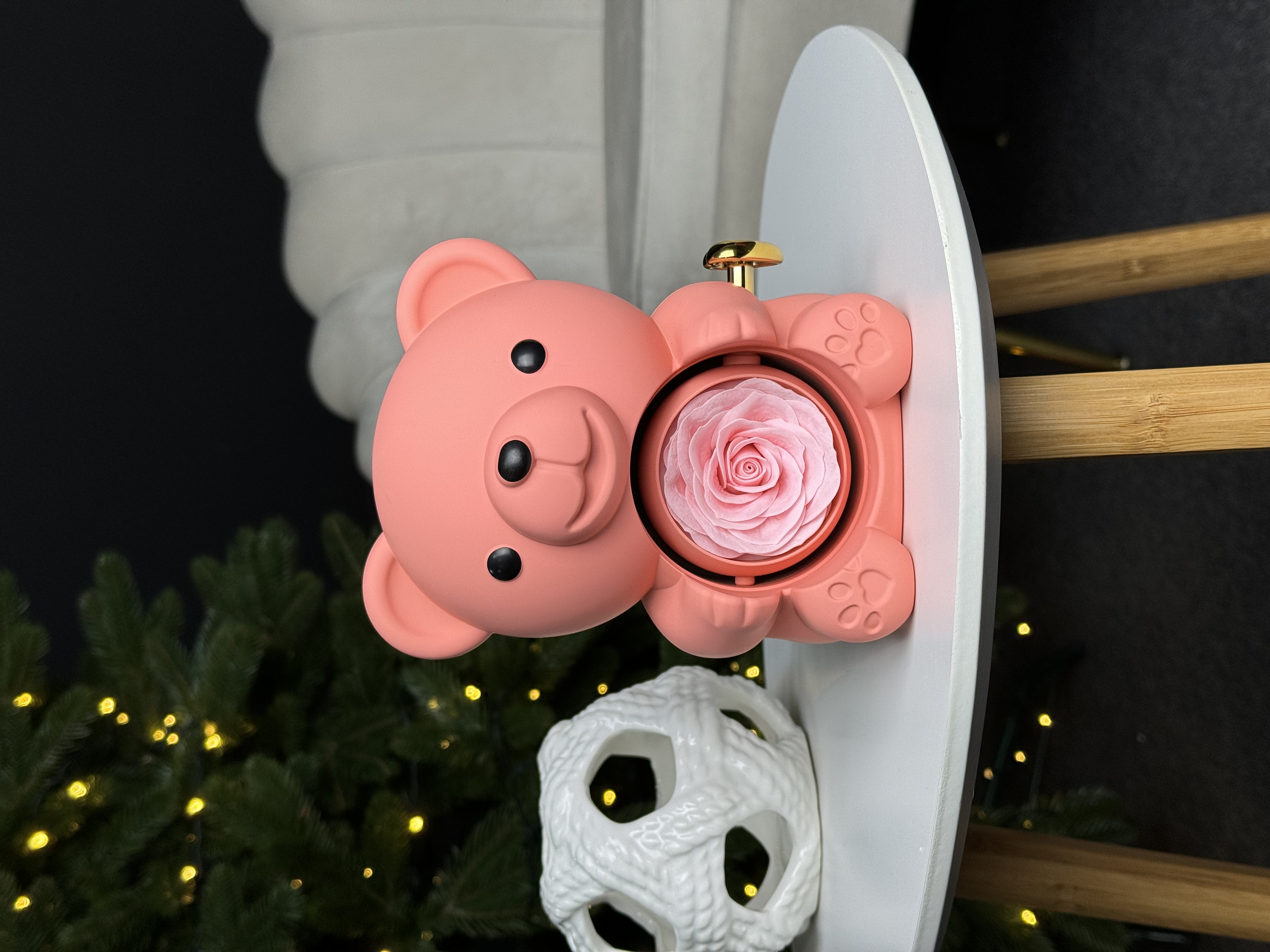 Скринька-ведмедик персикового кольору з вічною трояндою та кулоном💕