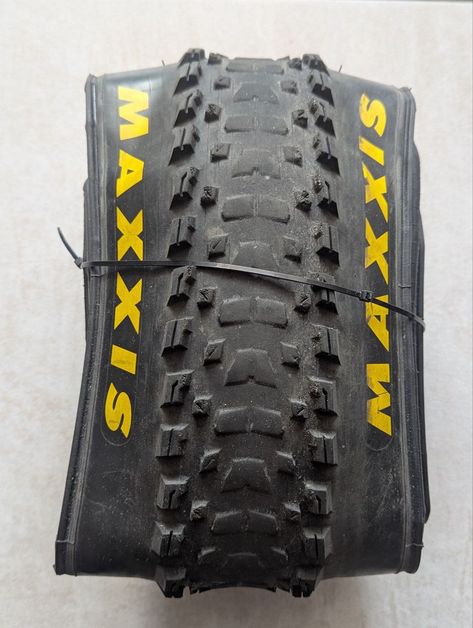 Покришка Maxxis Rekon 29x2.8 Tubeless Ready