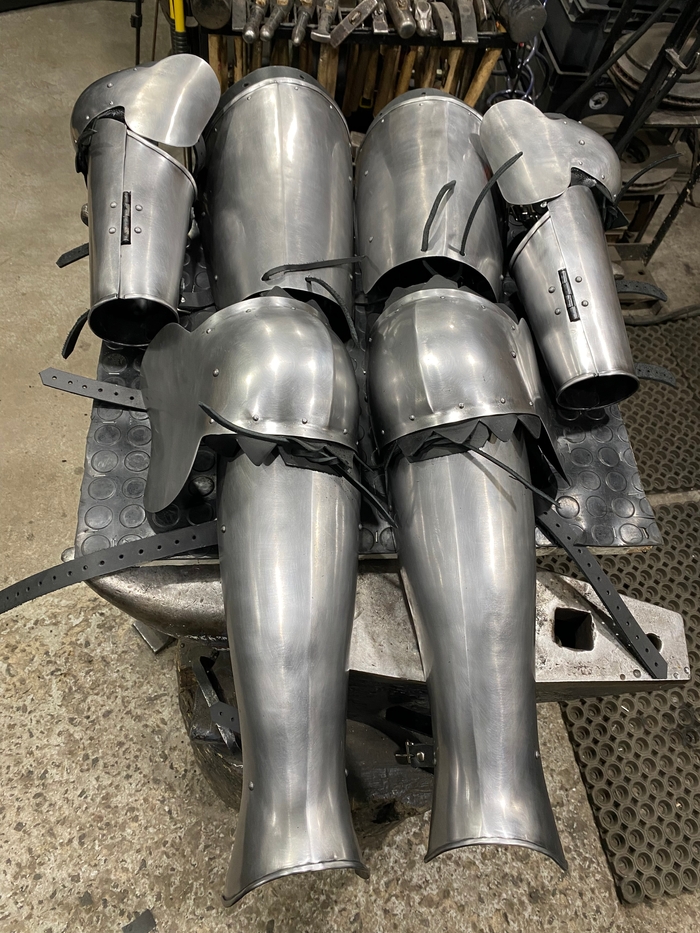 Set of floating arms and legs