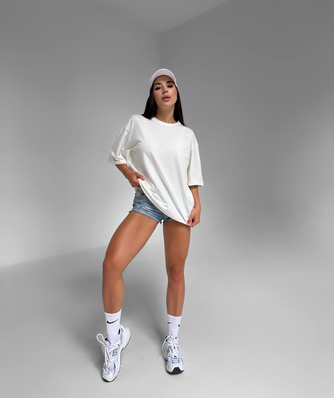 Футболка в кольорі шампань якісна фурнітура 90 % бавовна