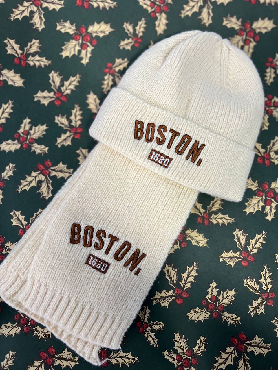 Комплект Шапка-біні та шарф, бєжевий Boston