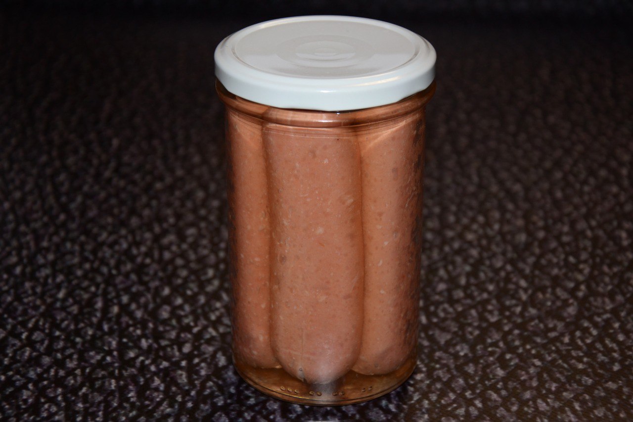 Сосиски консервовані