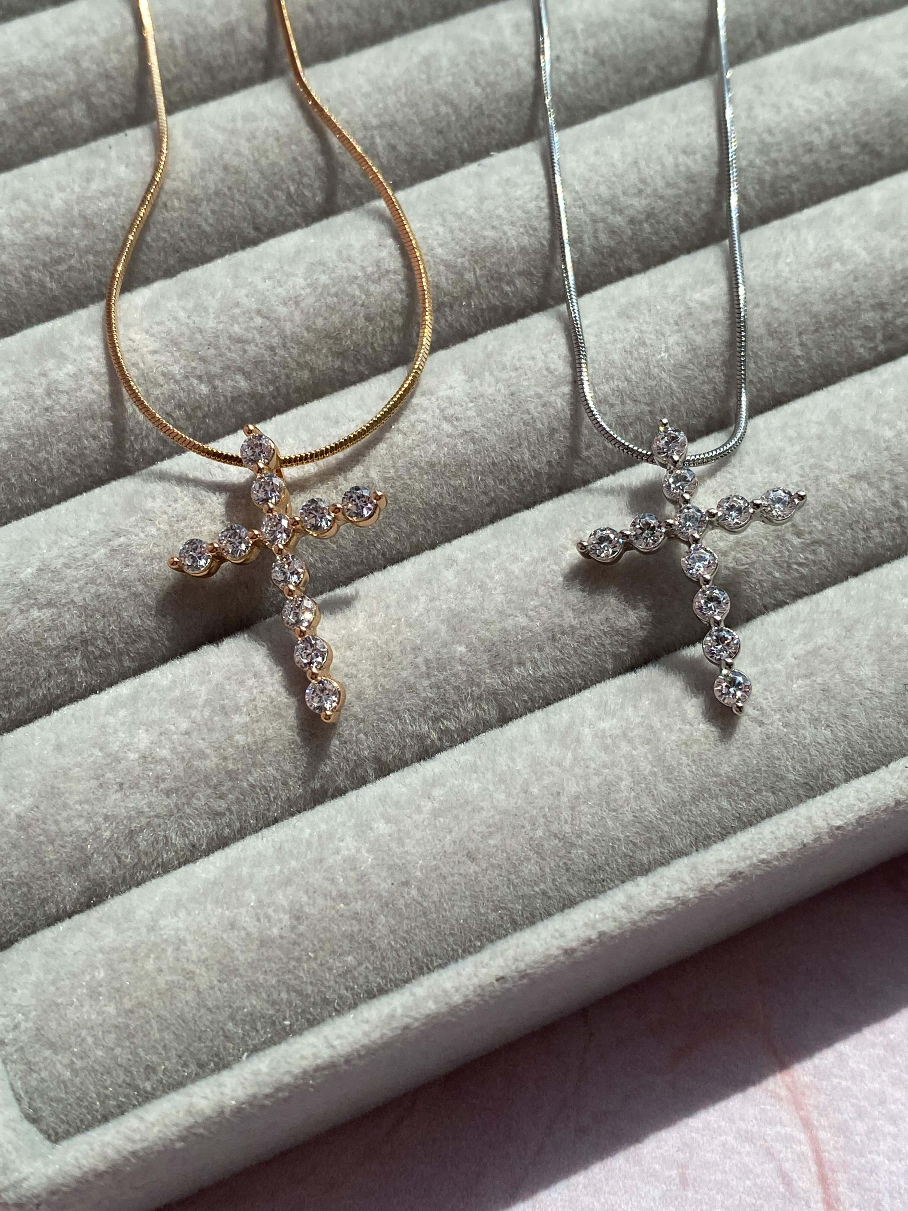 Підвіска Хрестик без вушка на ланцюжку