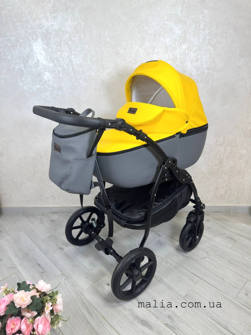 Дитяча коляска 2в1 Classic Victoria Gold жовтий-сірий, екошкіра