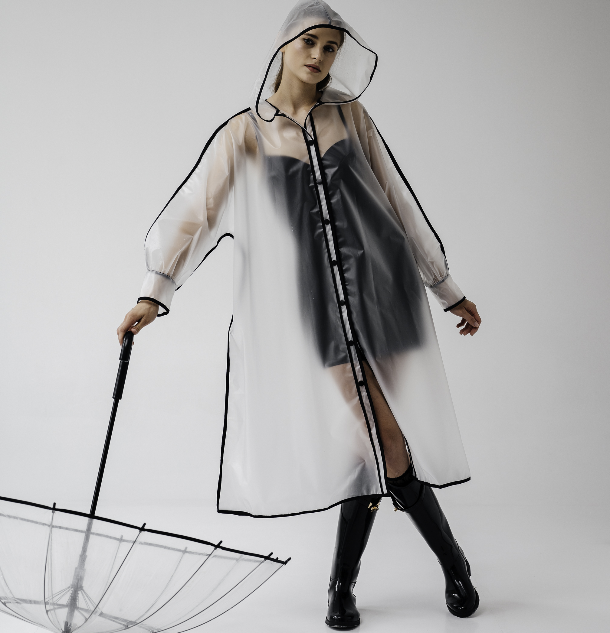 Матовий прозорий дизайнерський дощовик Oversize | Matte Designer Raincoat One size