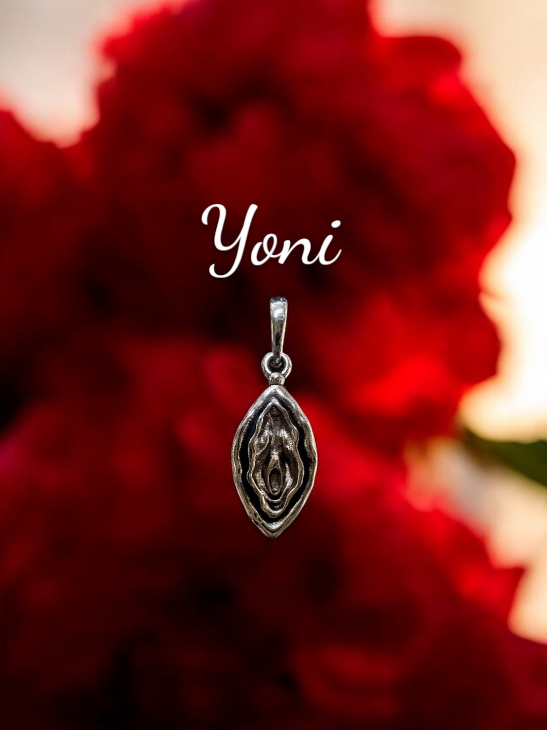Срібний кулон Квітка Йоні