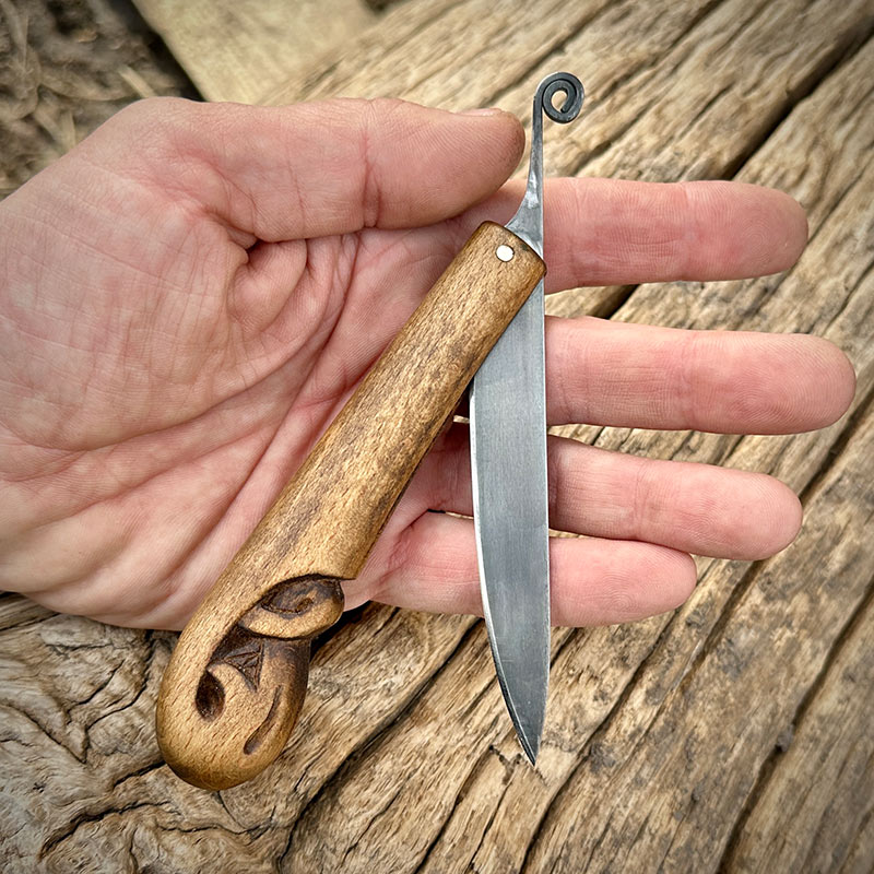 Складний ніж Урнес