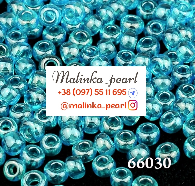 Бісер лазурно-блакитний, прозорий, глазурований