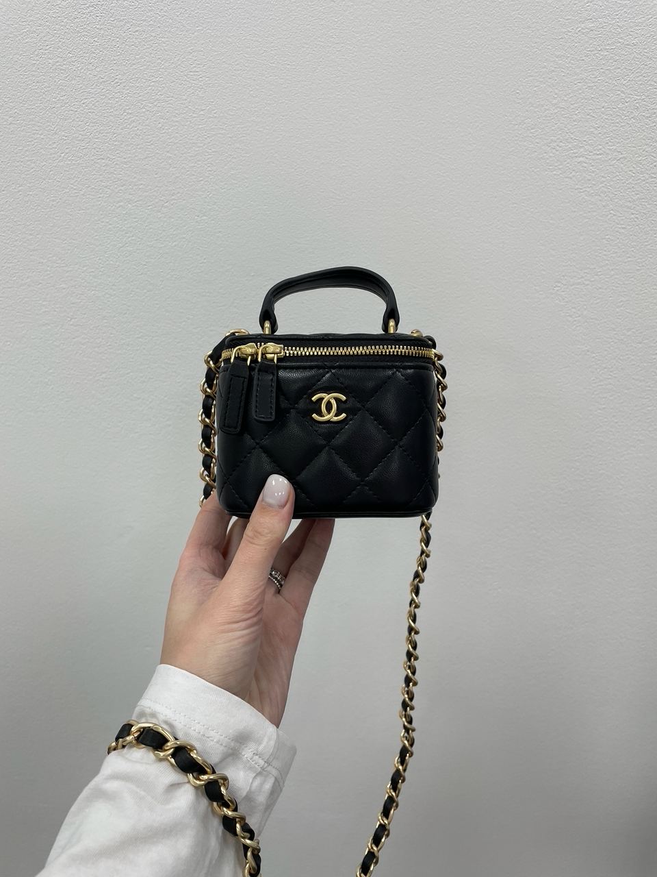 Chanel Classic Black Lambskin Pearl Crush Mini Vanity Case