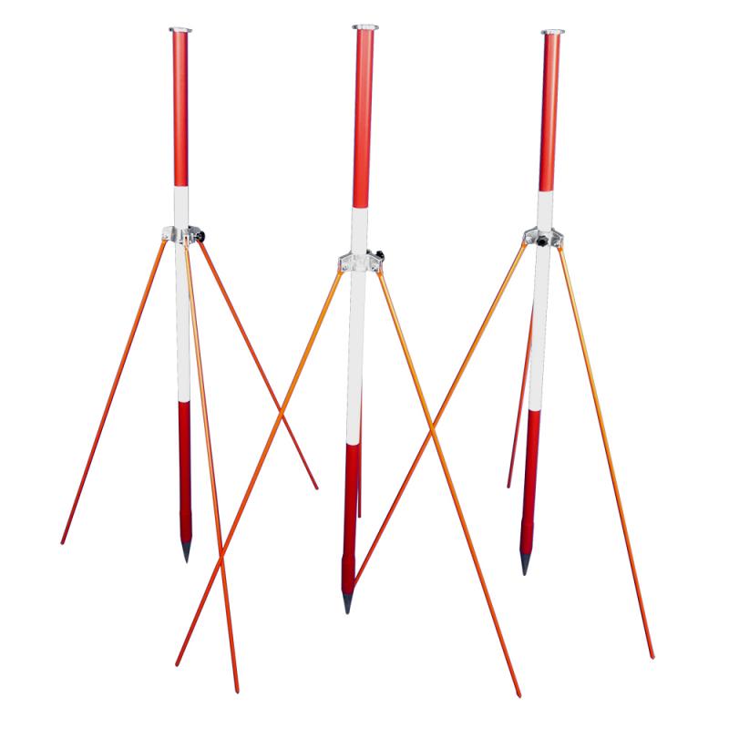 SET CONSISTING OF 3 RANGING POLES WITH RANGING POLE STRUT SUPPORT