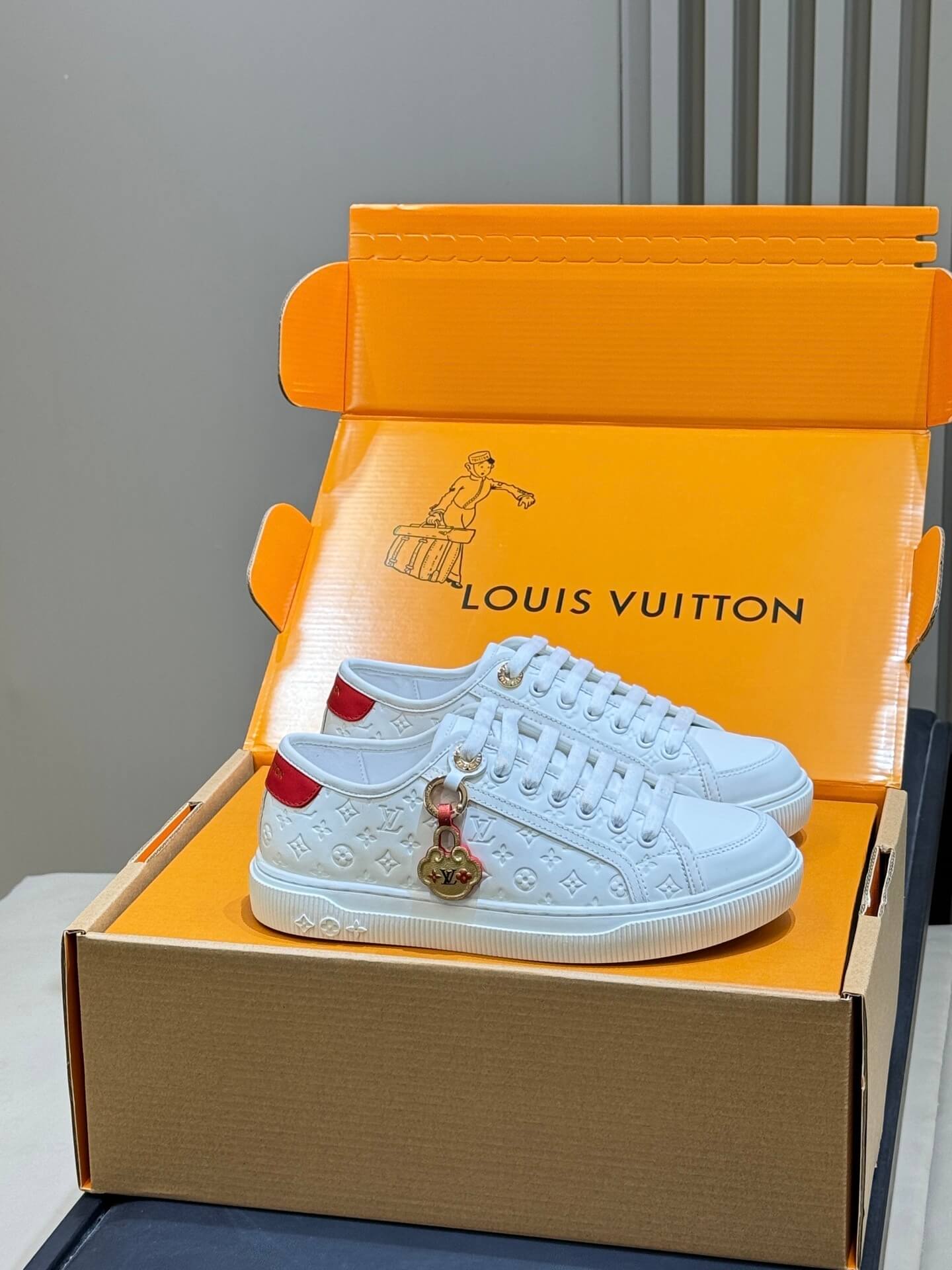 Louis Vuitton кеди