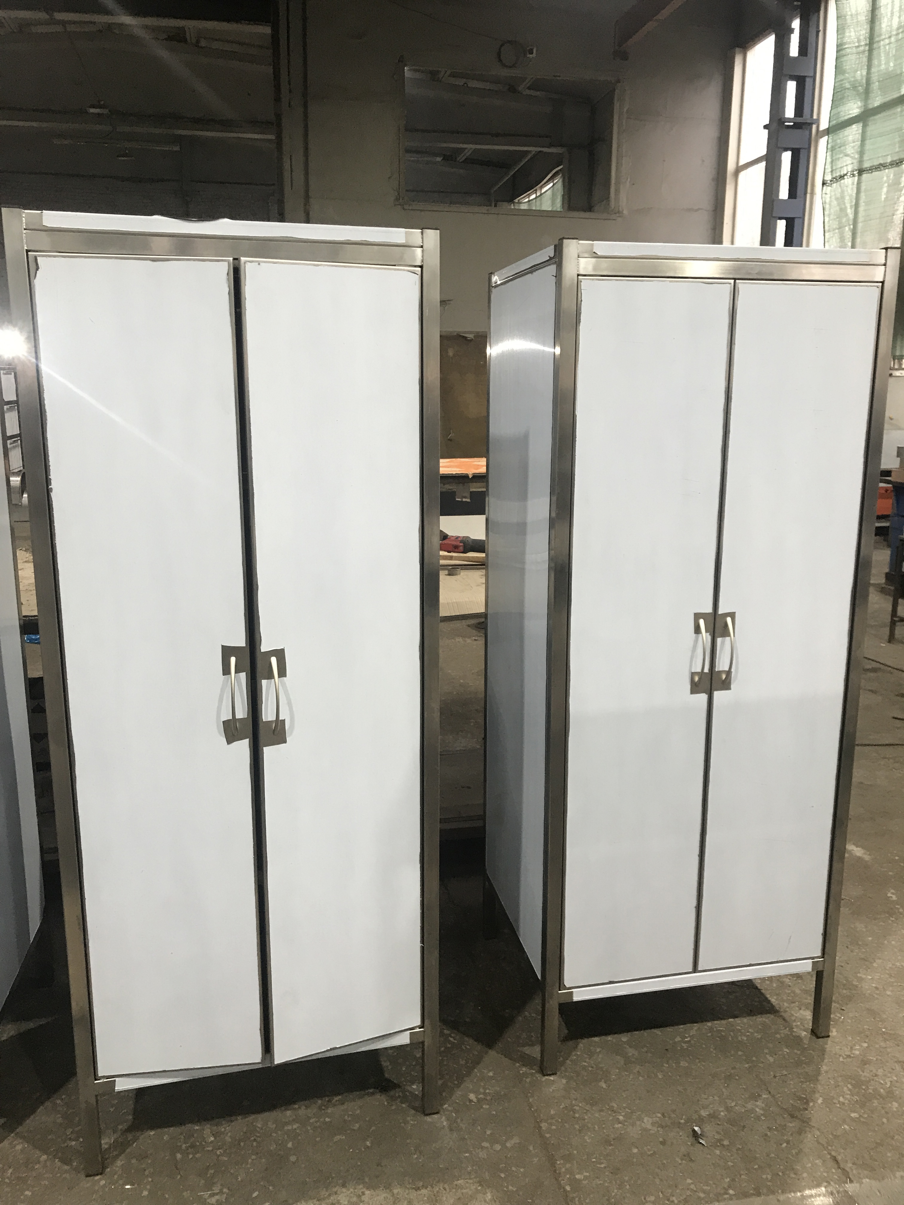 Шафа виробнича