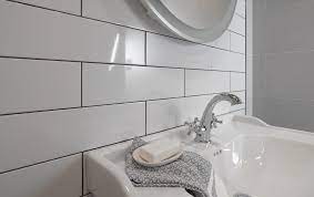 White Glossy Subway Tile 4x16