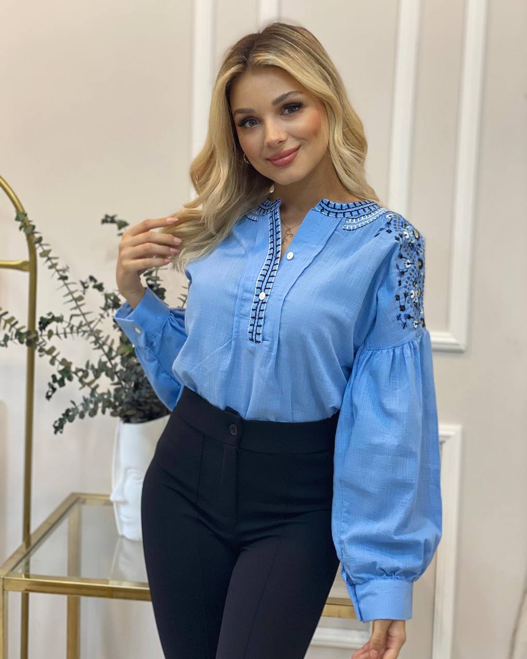 Блакитна вишиванка