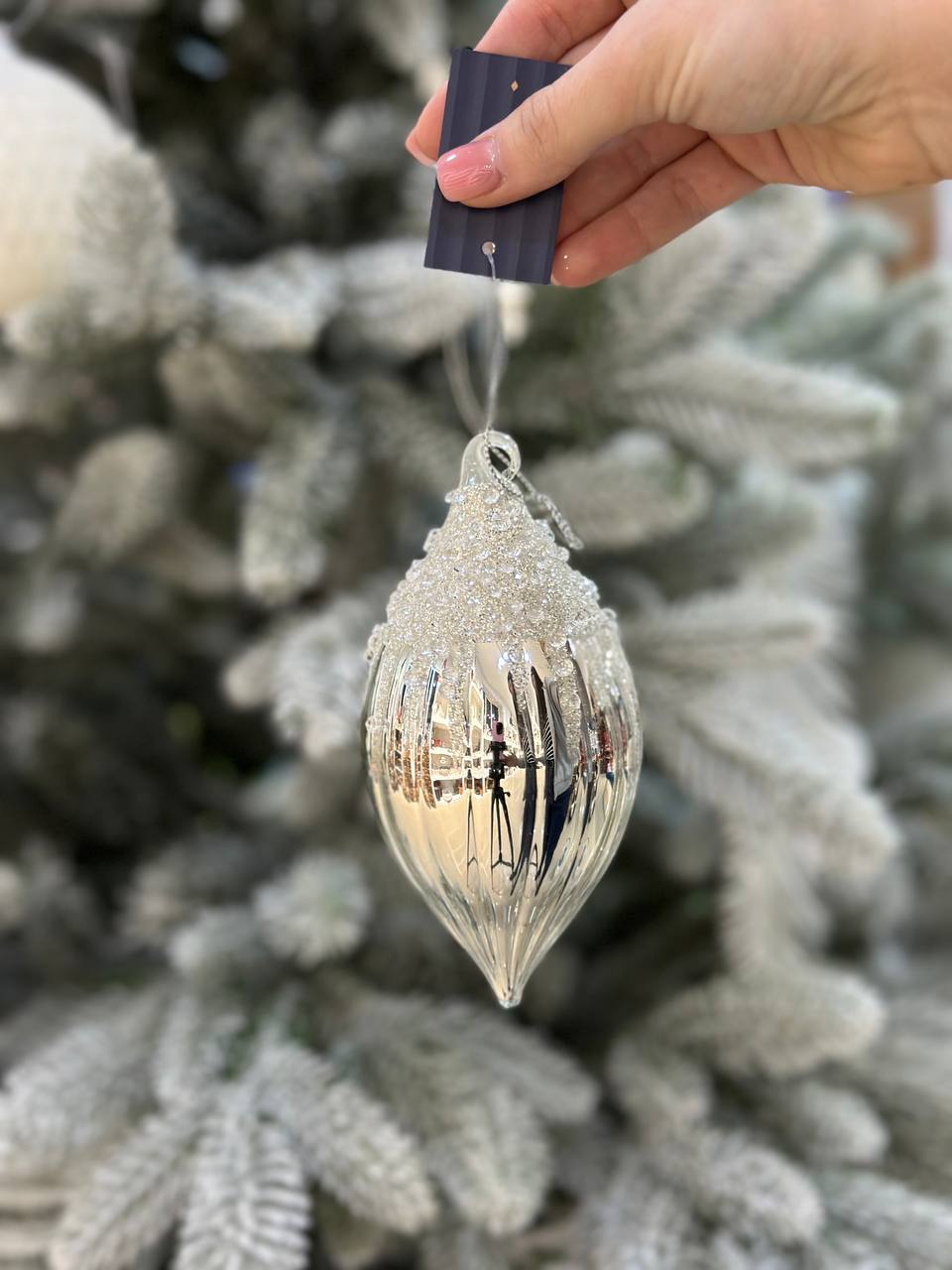 Ялинкова прикраса з присипкою лід - куля, олива, цибуля, 8 см, 3 види