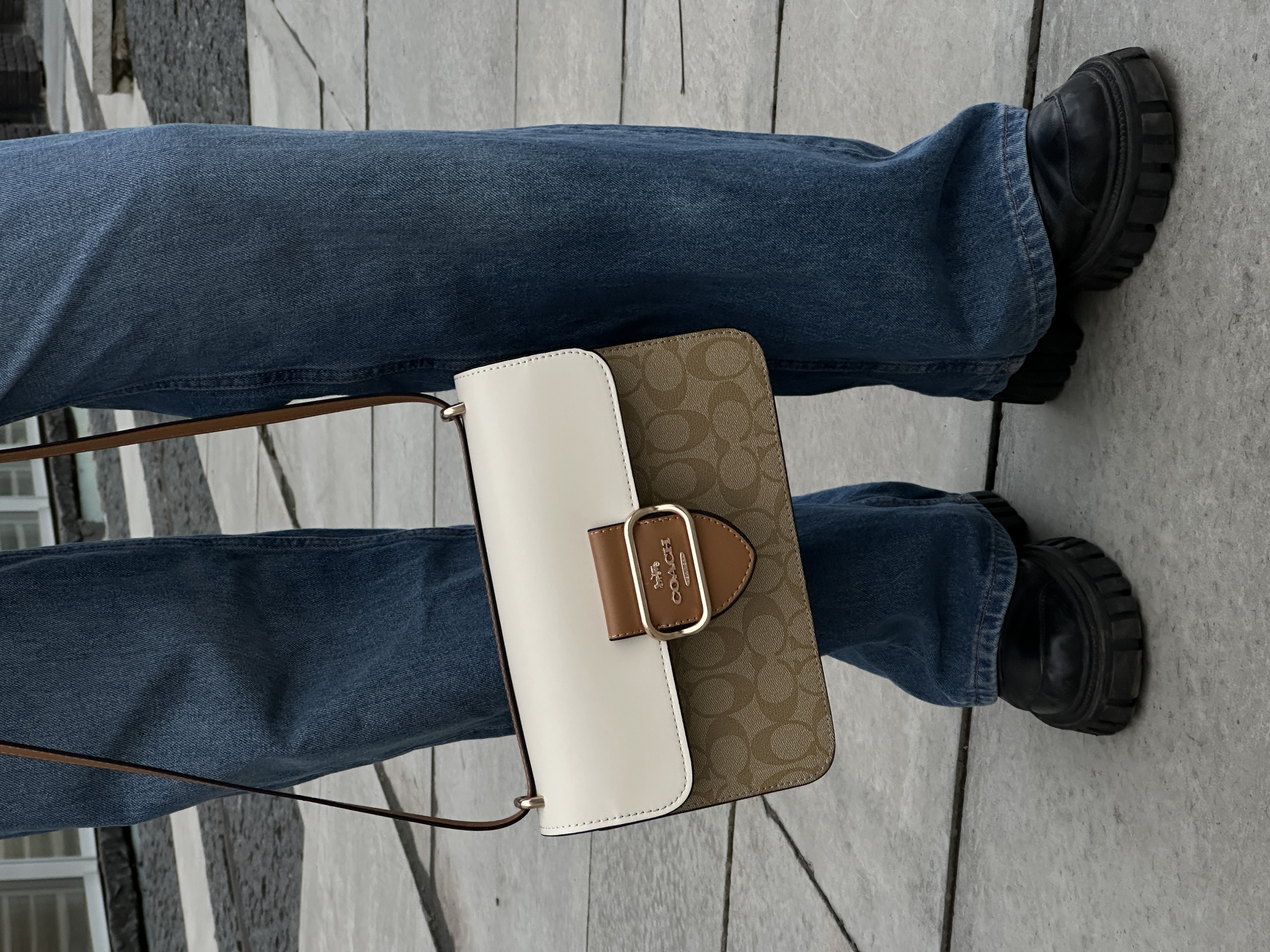 Coach Morgan Shoulder Bag Beige/White