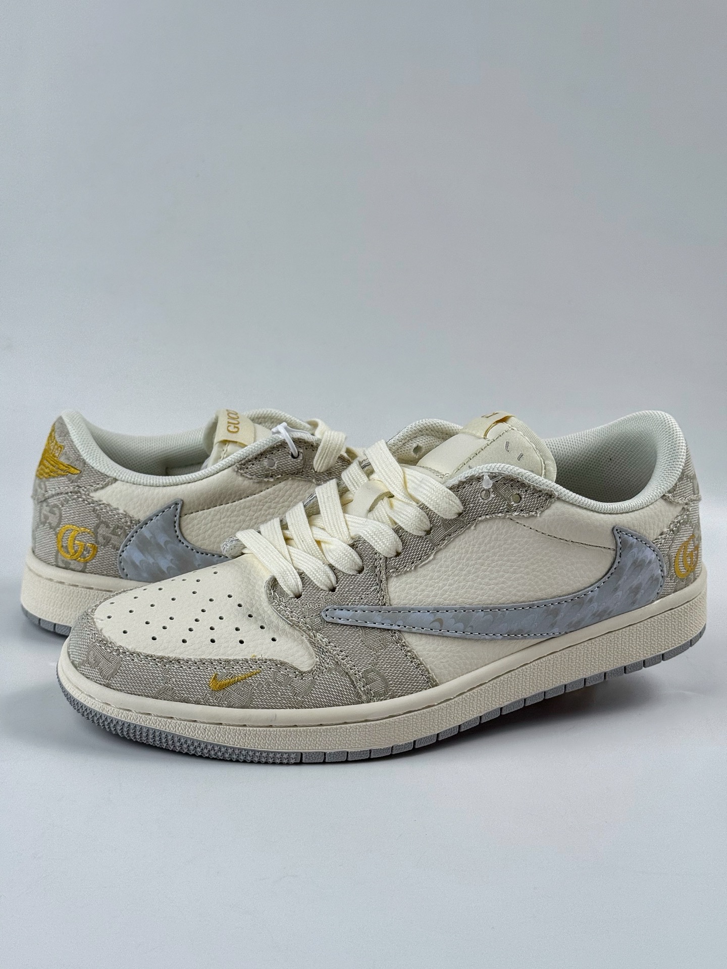Travis Scott x Nike Air Jordan 1 Low x GUCCI Air Jordan 1 Low Reverse XS7089-604