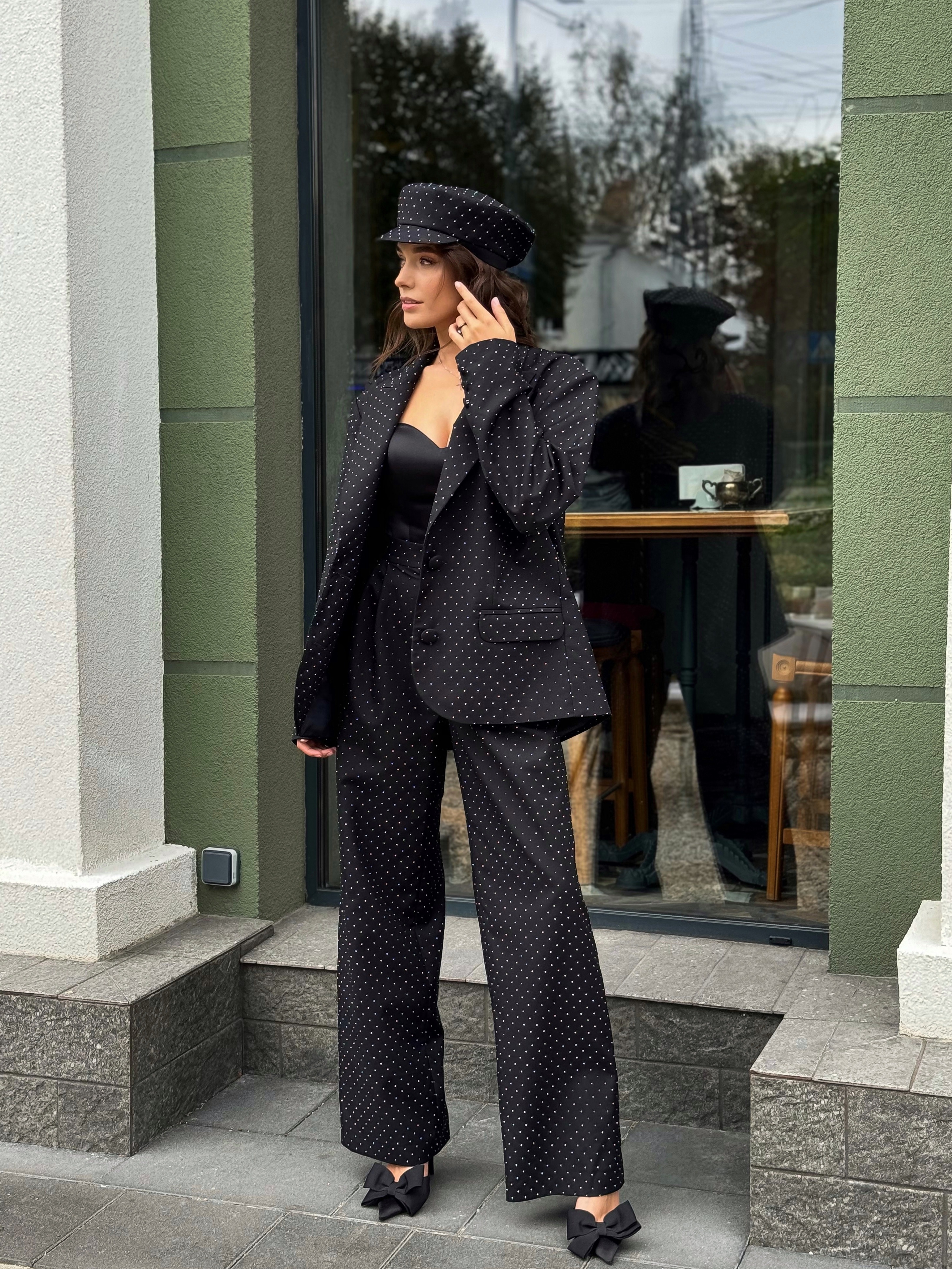 Брюки зі стразами