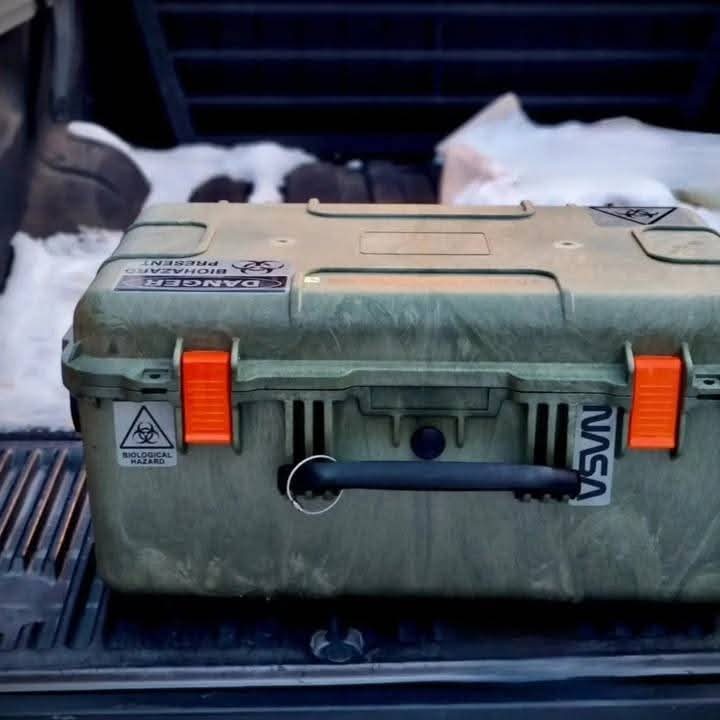 Міцний водонепроникний універсальний захисний тактичний кейс "SL-55" від українського бренду "Military Case".