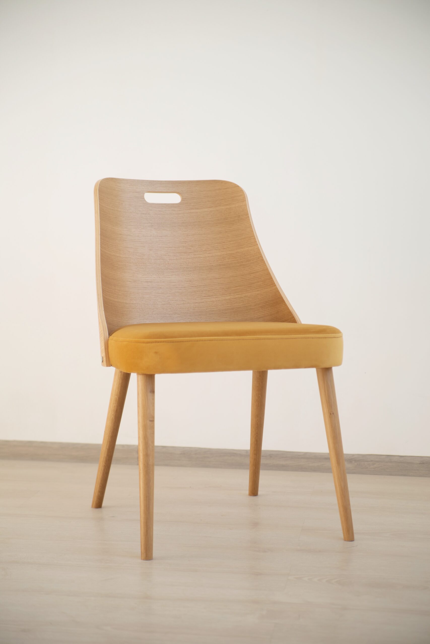 Theo 4 Oak