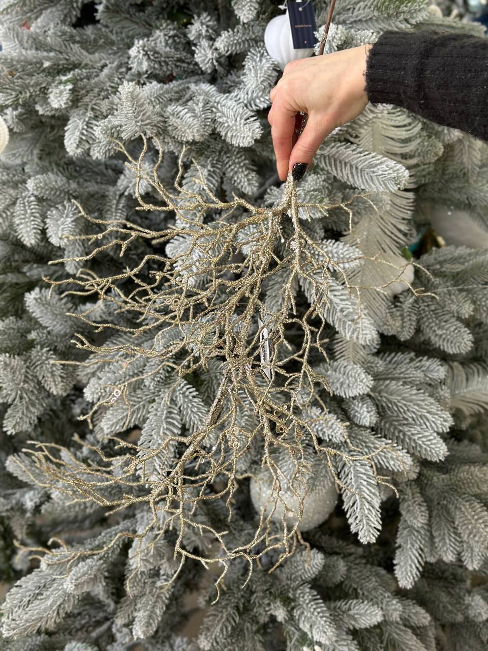 Декоративна гілка Корал, 72 см