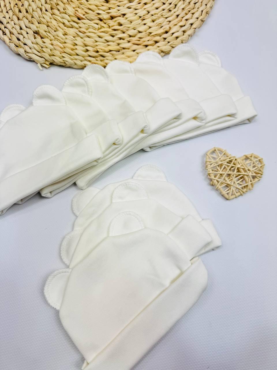 Шапочка для новонароджених з вушками