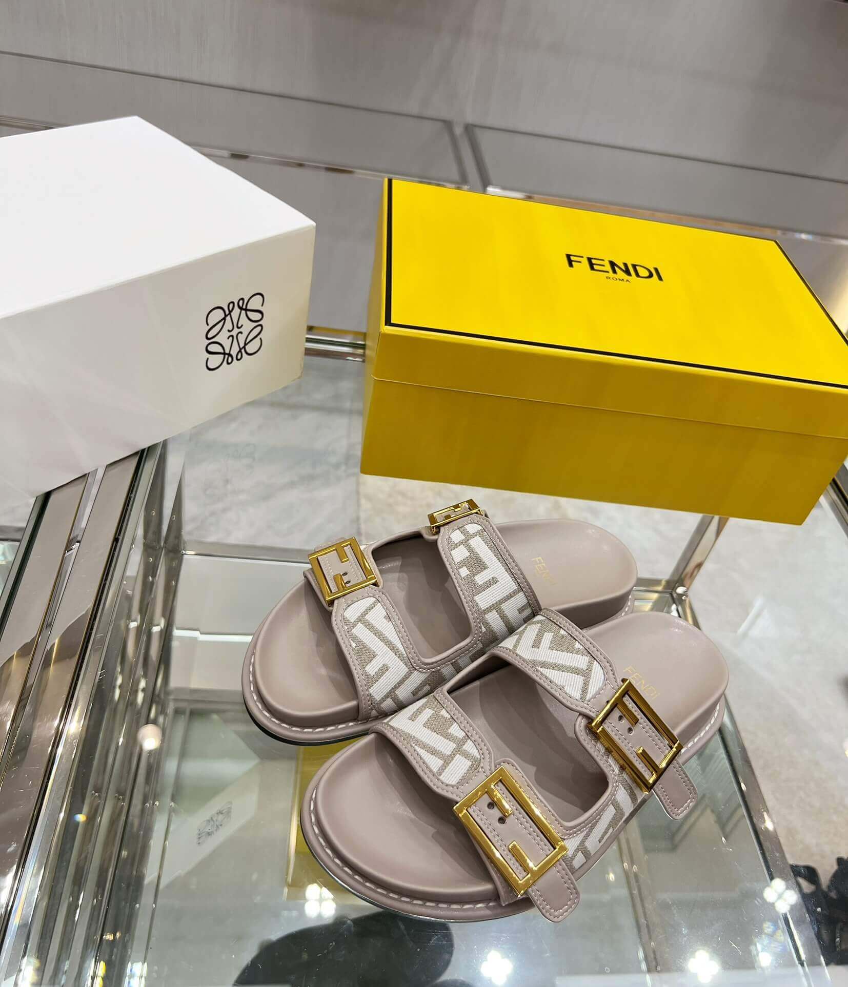 Fendi шльопанці-copy