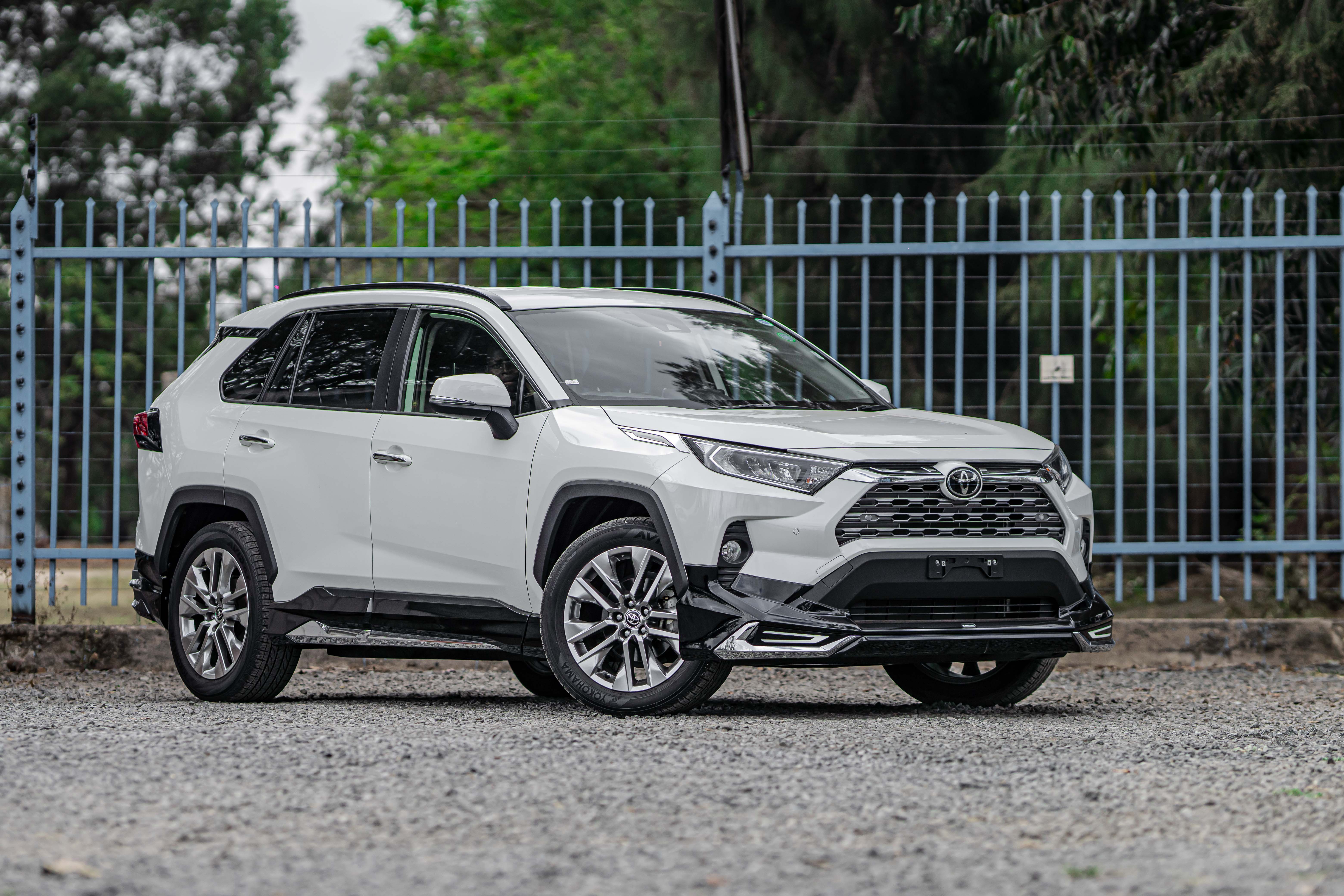 TOYOTA RAV4 