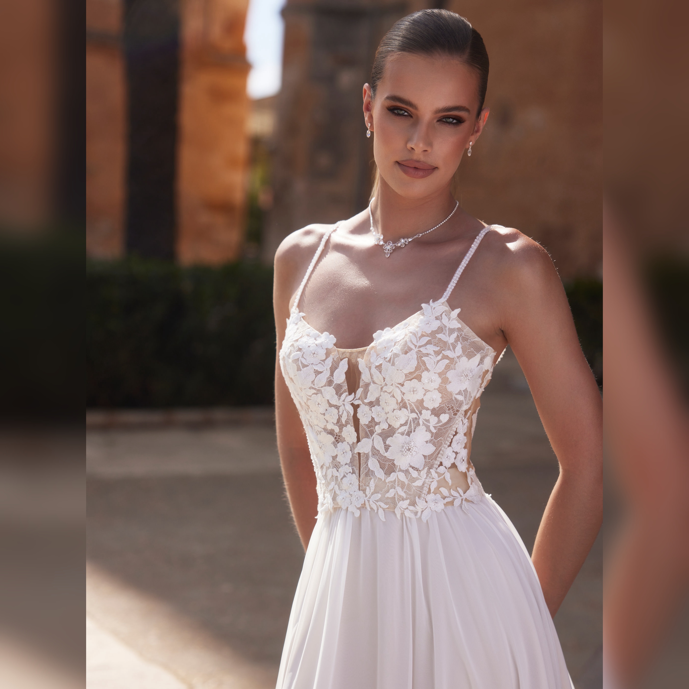 Bianco Evento Brauttop E472
