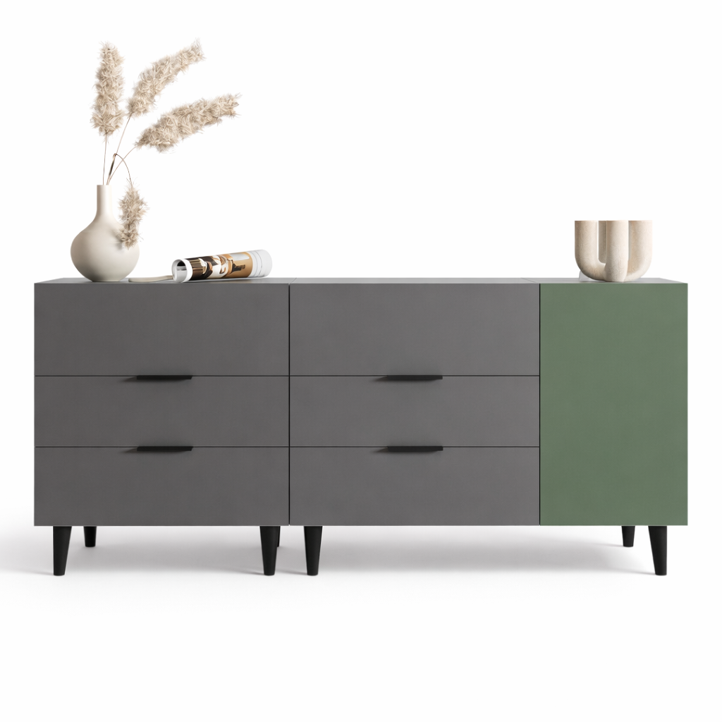 Великий комод на ніжках